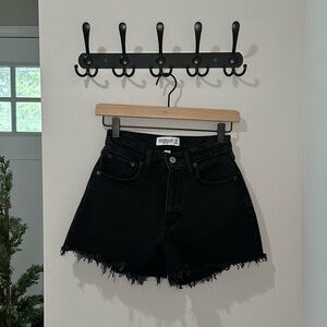 Abercrombie90’s relaxed cut off curve love short
